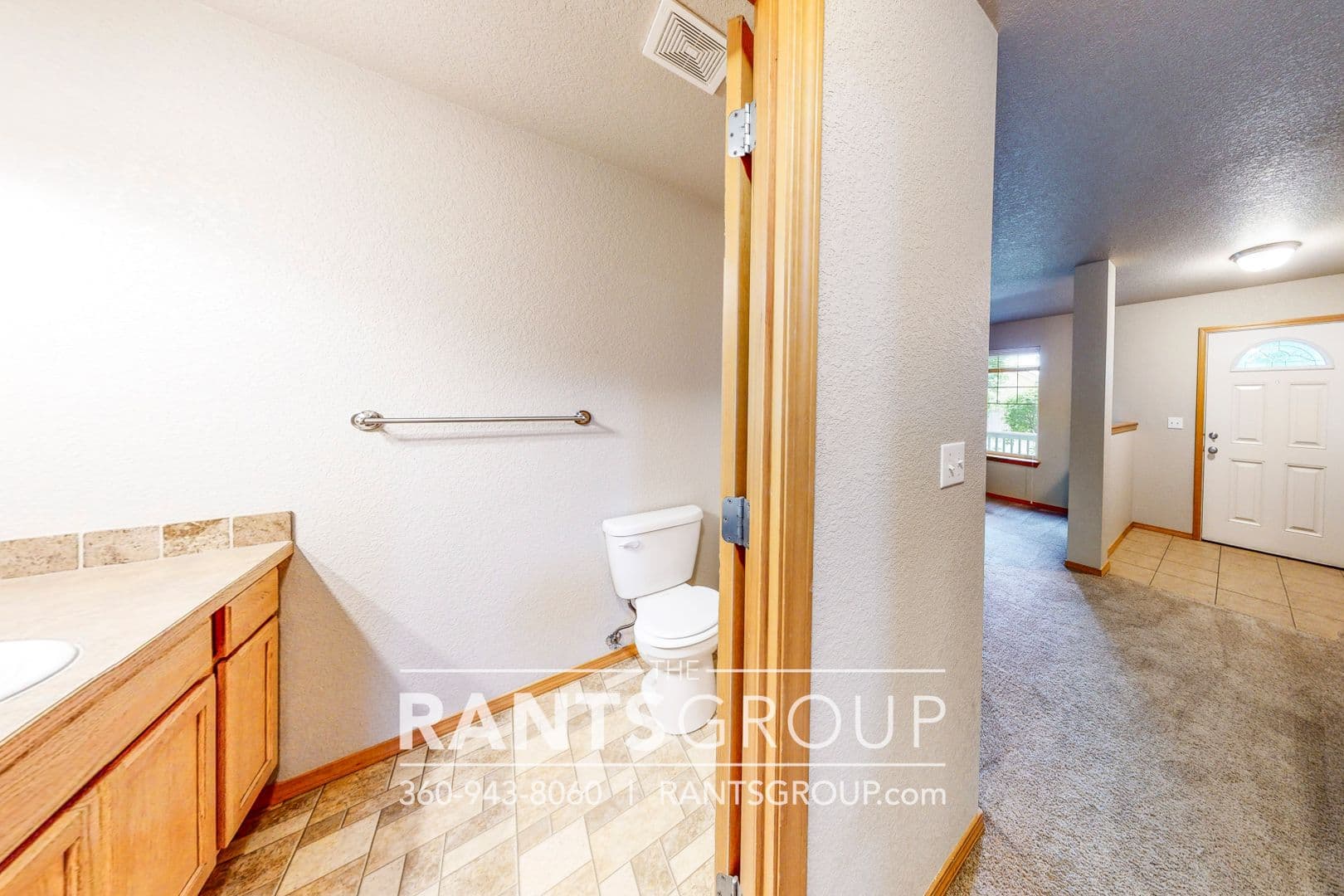 Lacey House: 4612 Kapalea Way SE