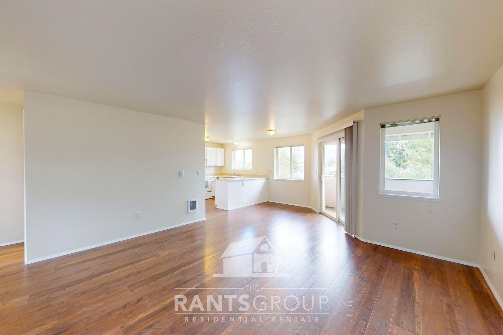 Yelm Apartment: 16516 Creek Lane SE