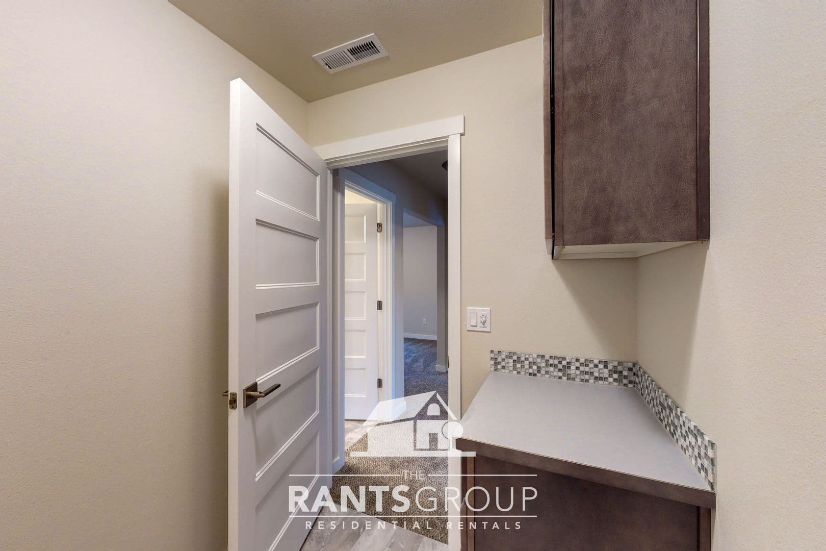 Tumwater House: 9013 Priscilla Dr SE