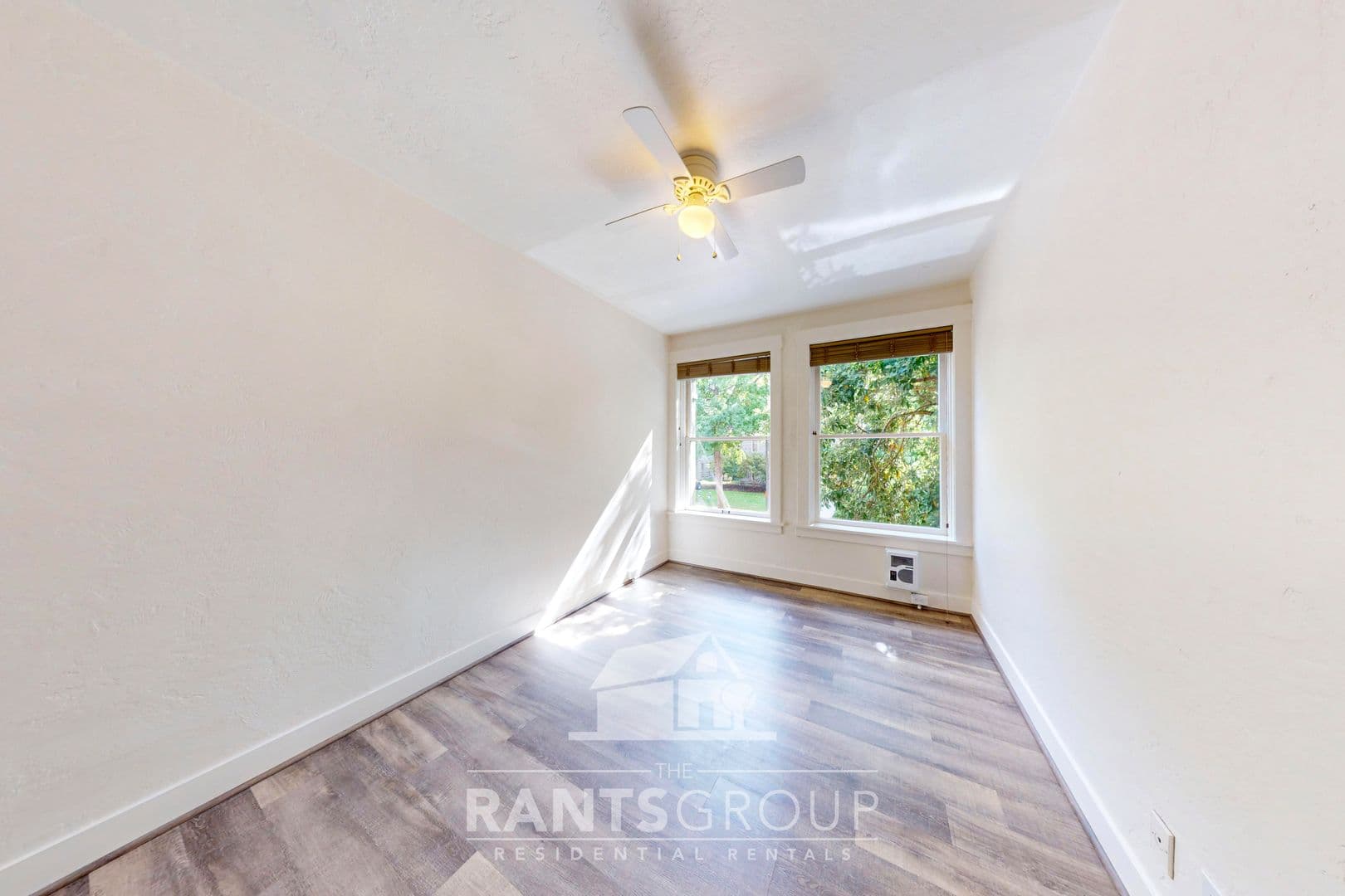 Olympia Apartment: 208 Legion Way SE