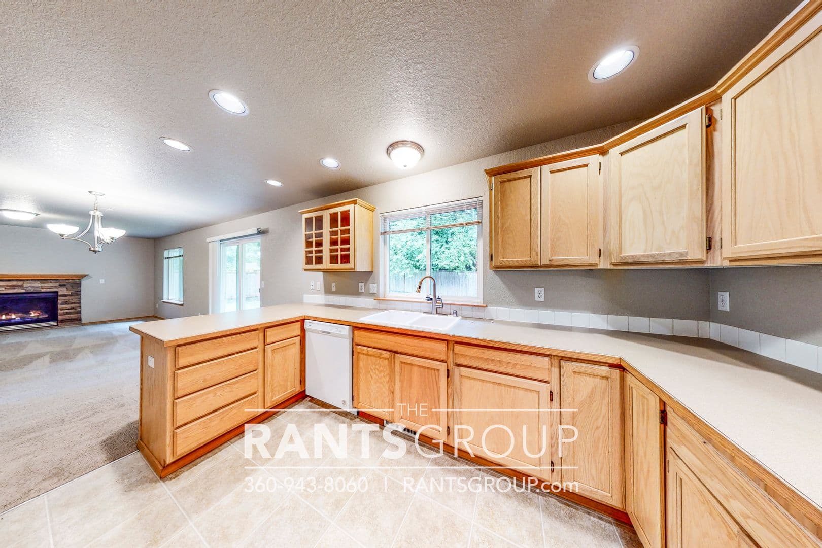 Lacey House: 4612 Kapalea Way SE