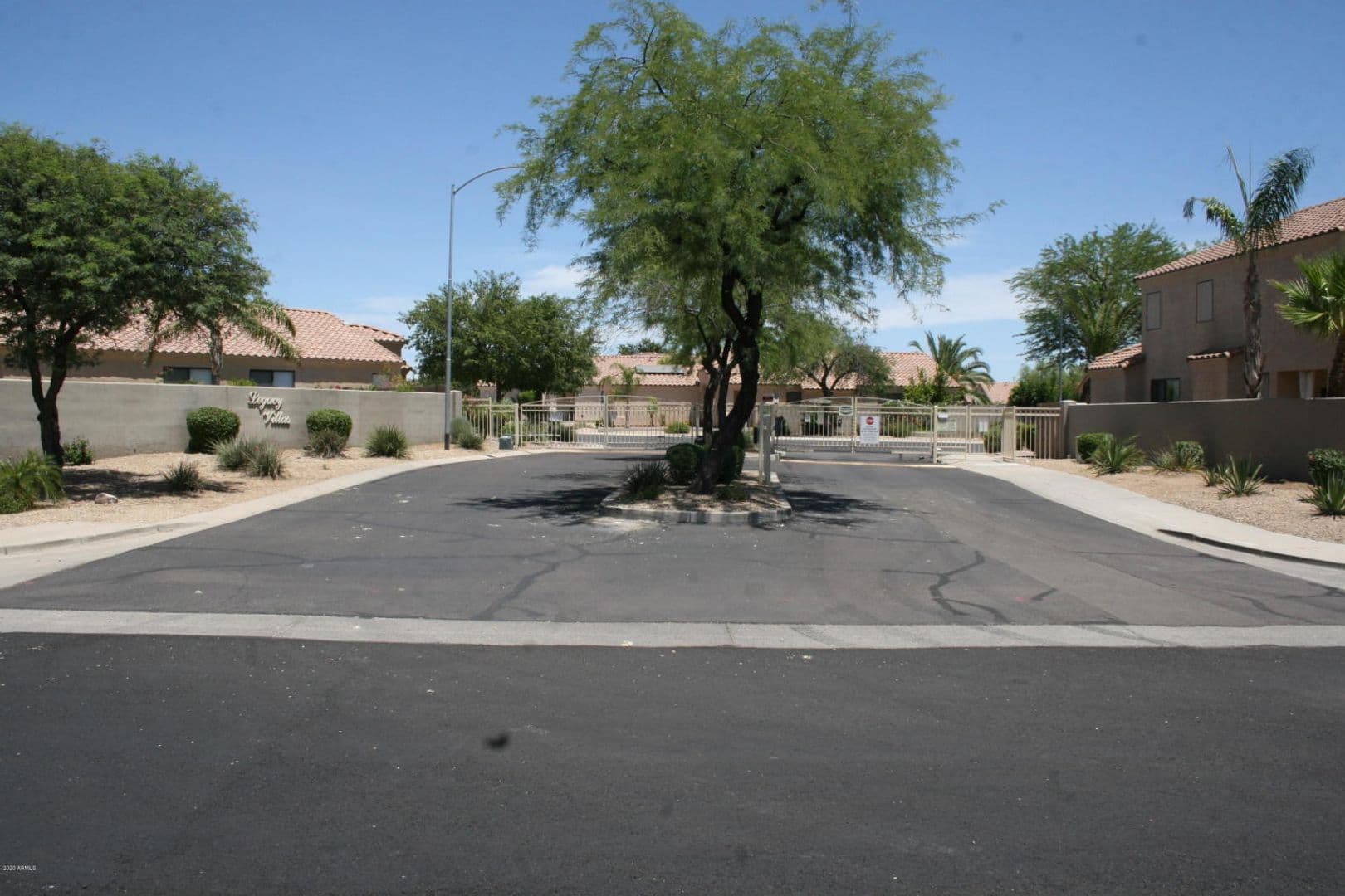 Phoenix House: 2010 W Tracy Ln