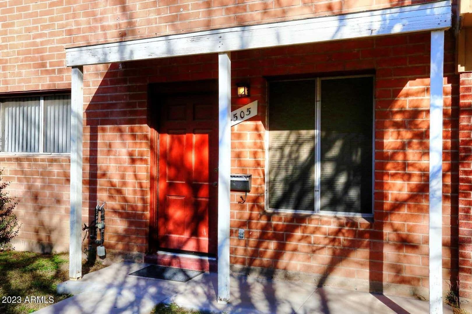 Tempe House: 4505 S. Mill Ave