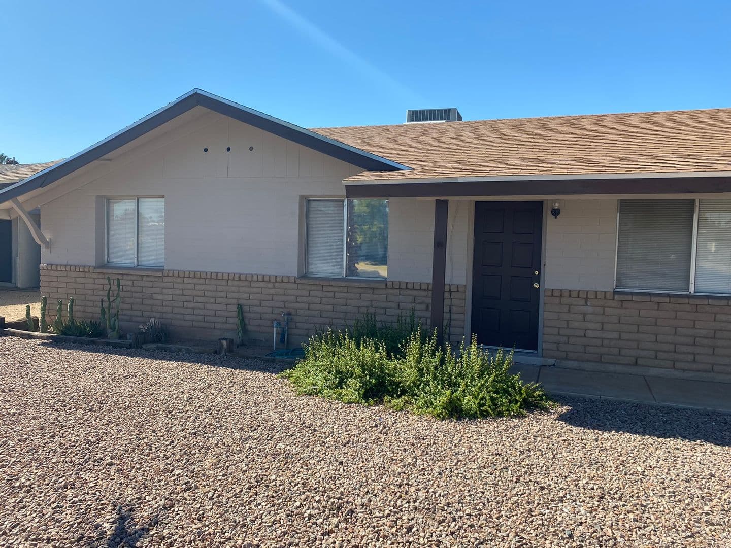 Tempe House: 3326 S Country Club Way