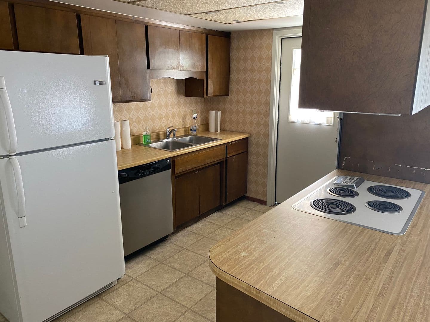 Tempe House: 3326 S Country Club Way