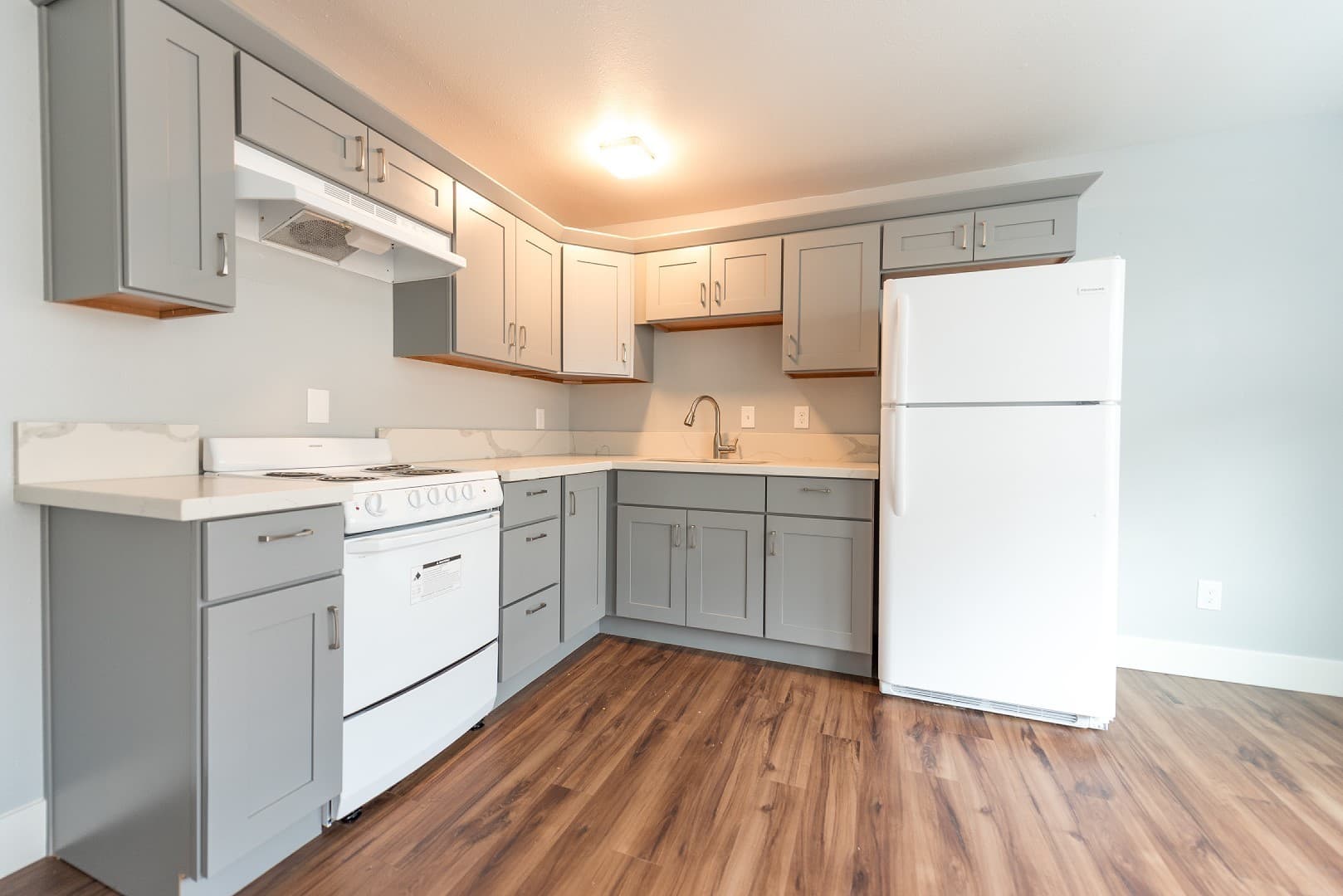 Portland Apartment: 1402-1406 SW 12th Ave