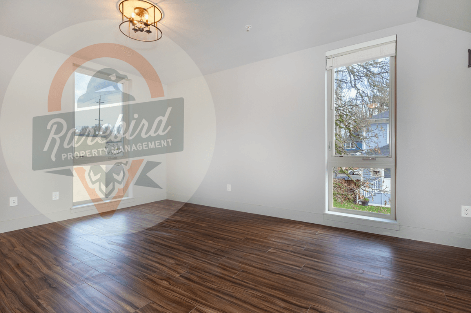 Portland Apartment: 2715 NE Flanders