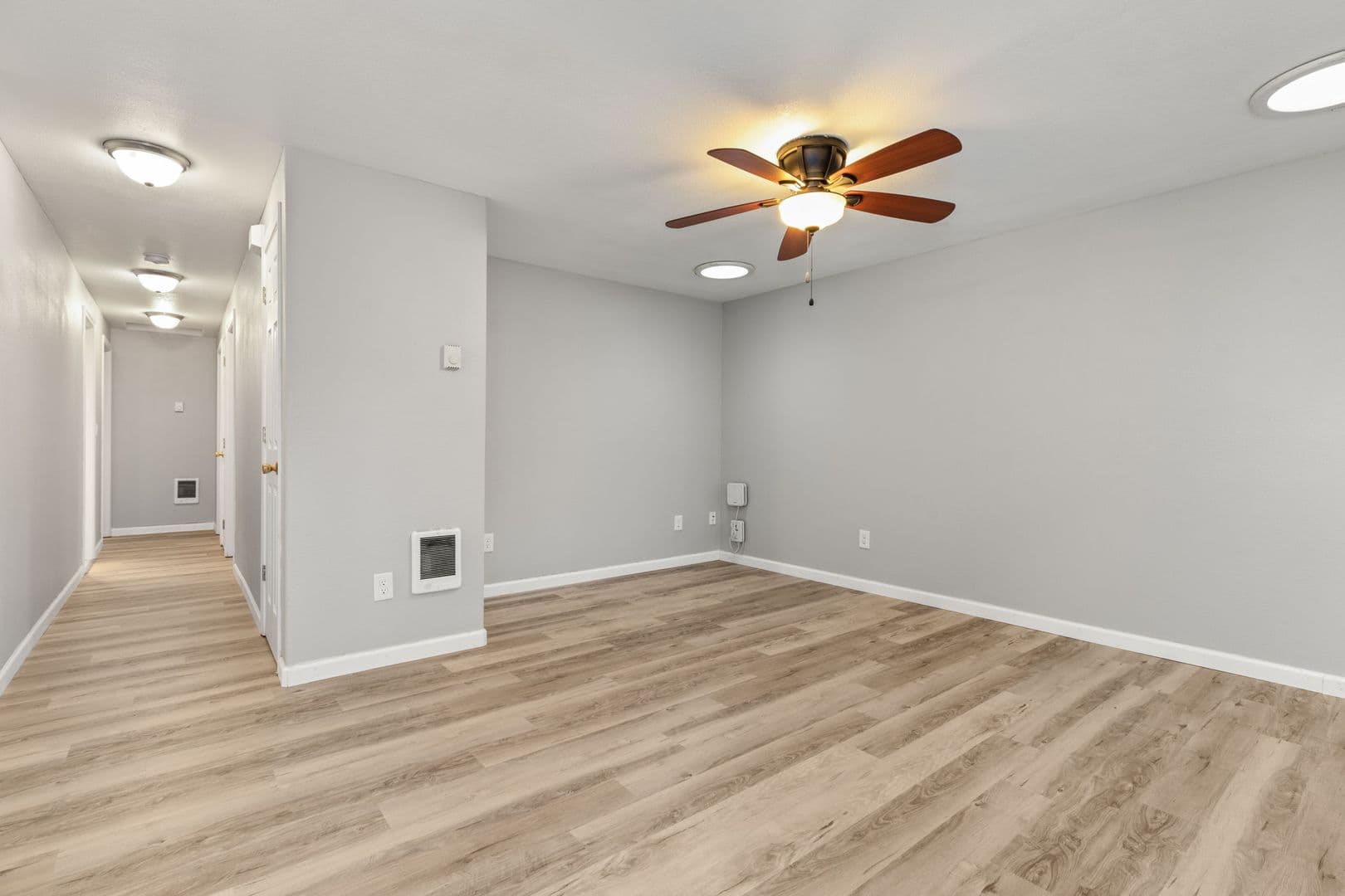 Portland House: 8924 SE Claybourne St
