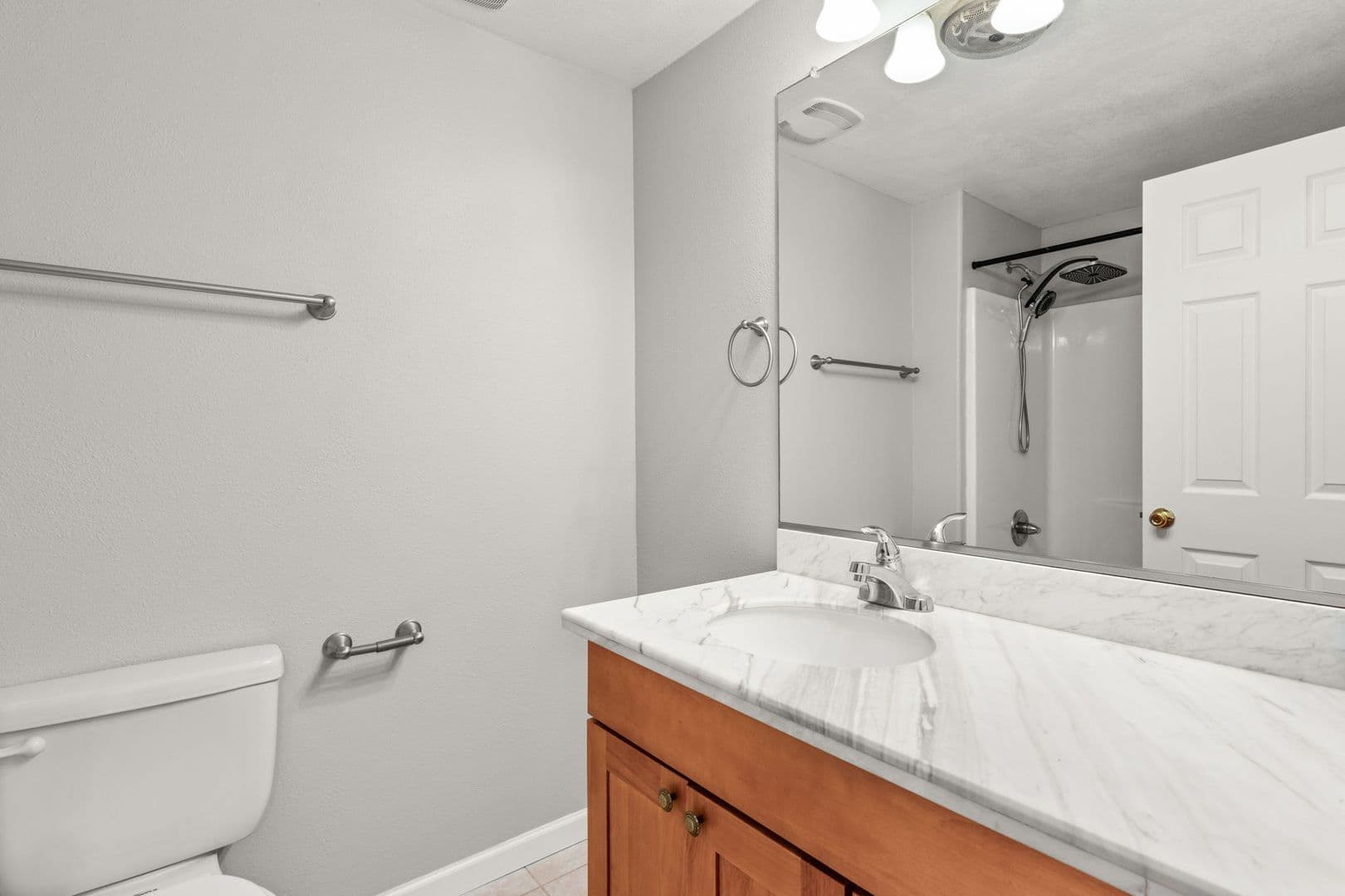 Portland House: 8924 SE Claybourne St