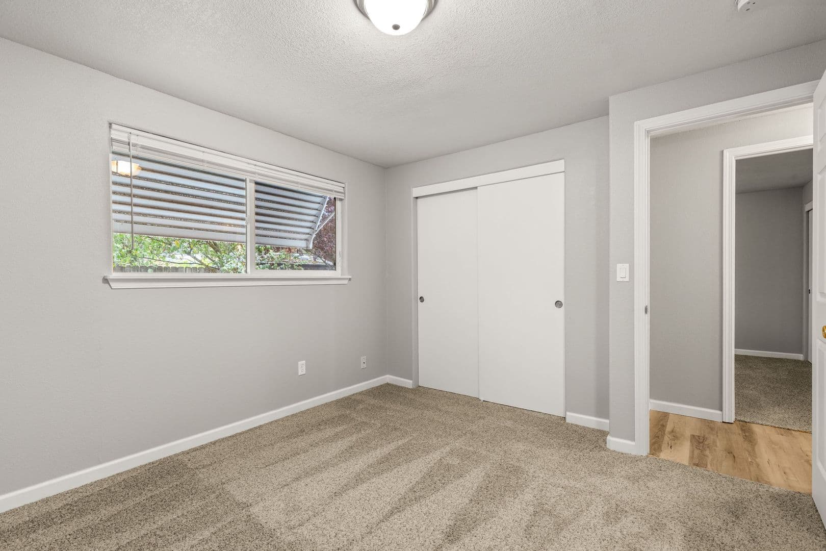 Portland House: 8924 SE Claybourne St