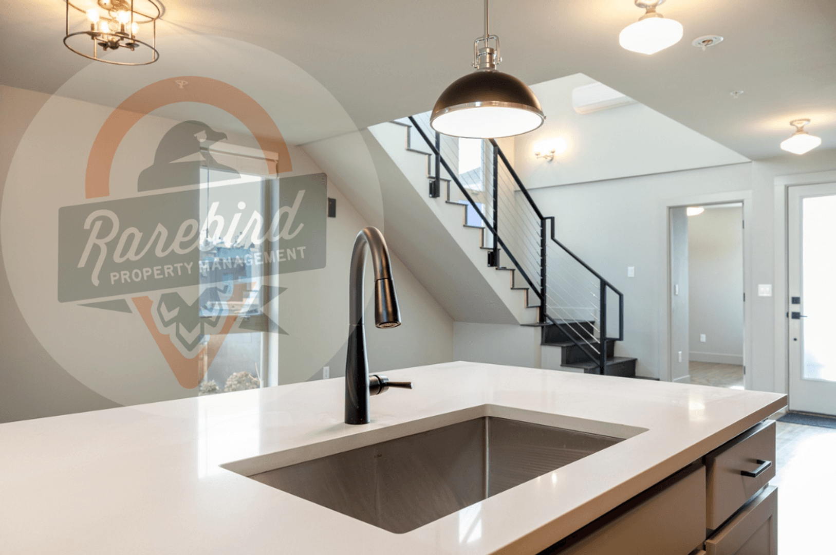 Portland Apartment: 2715 NE Flanders