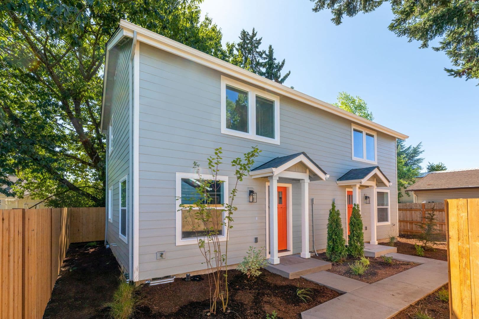 Portland Apartment: 8516 NE Hassalo St