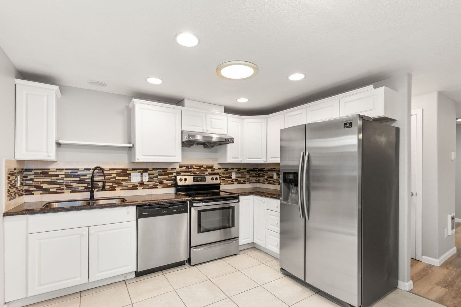 Portland House: 8924 SE Claybourne St