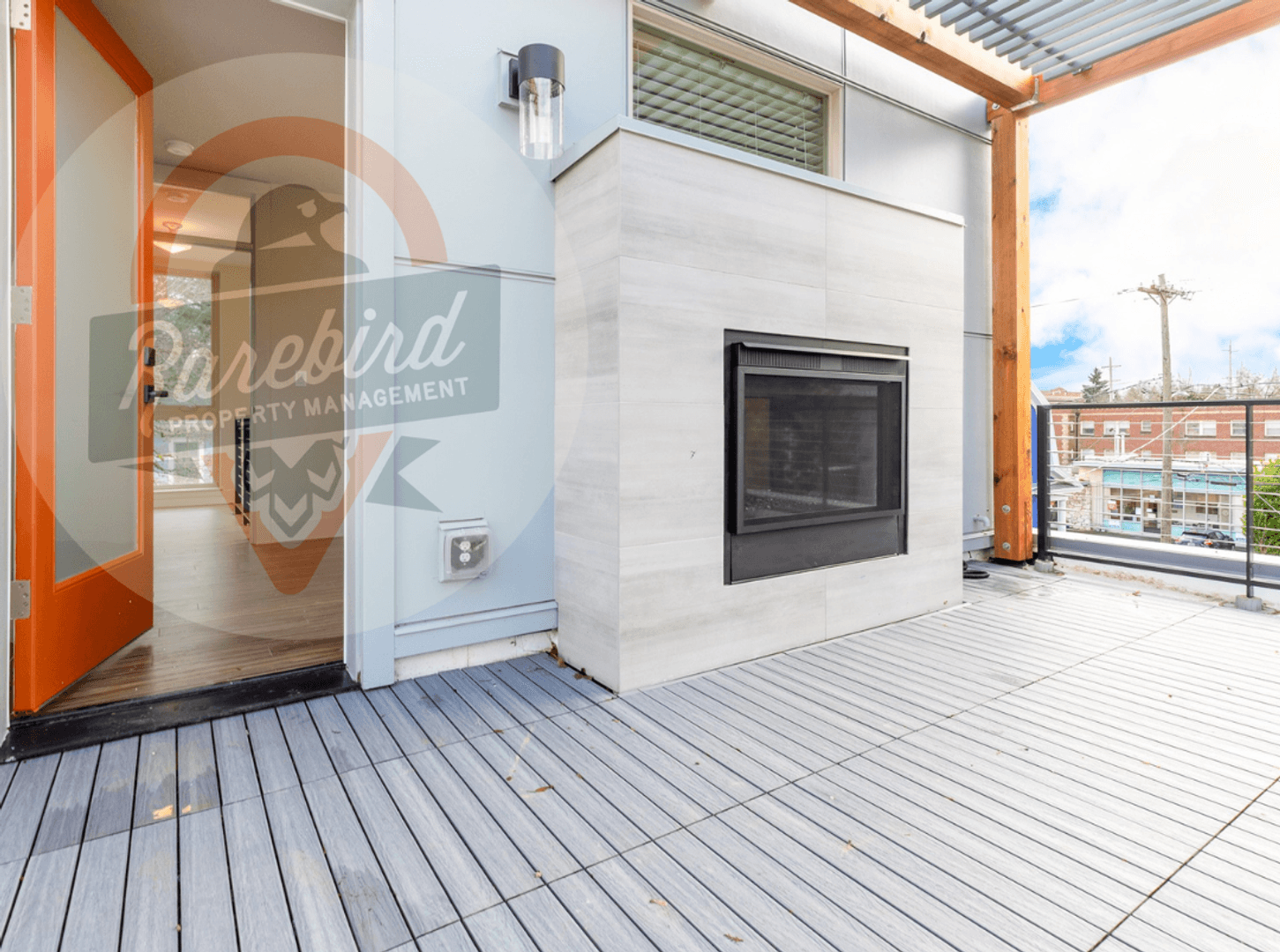 Portland Apartment: 2715 NE Flanders