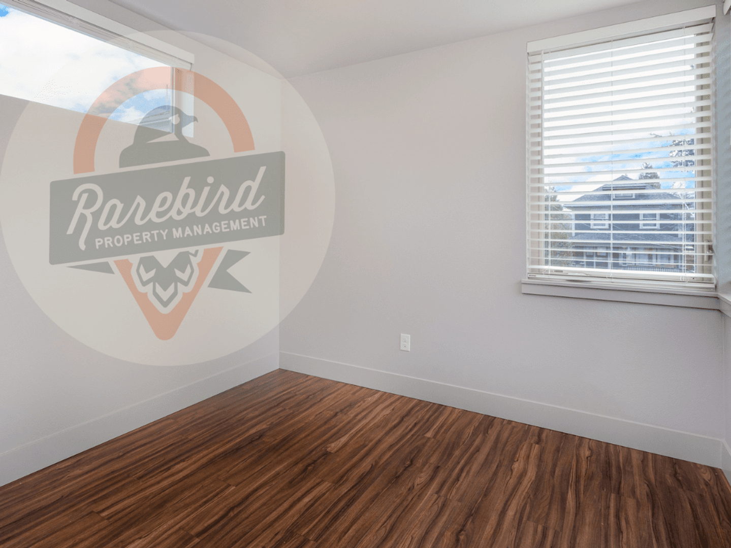 Portland Apartment: 2715 NE Flanders