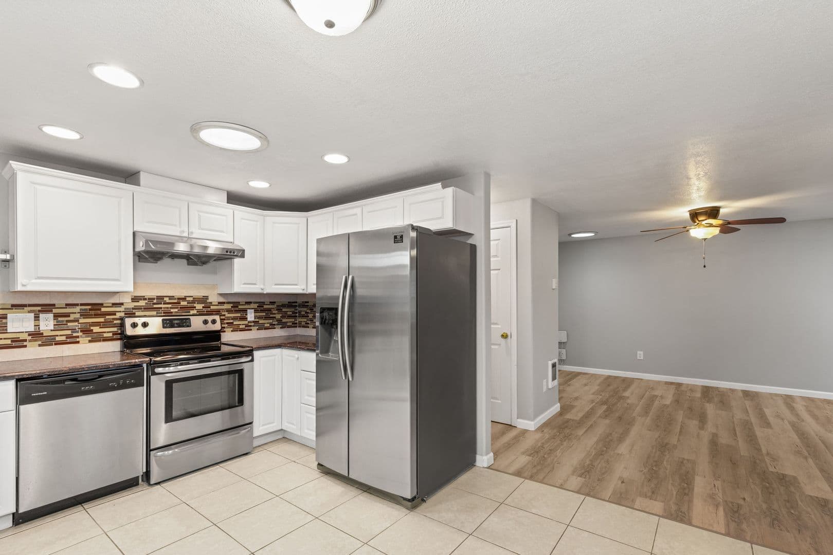 Portland House: 8924 SE Claybourne St