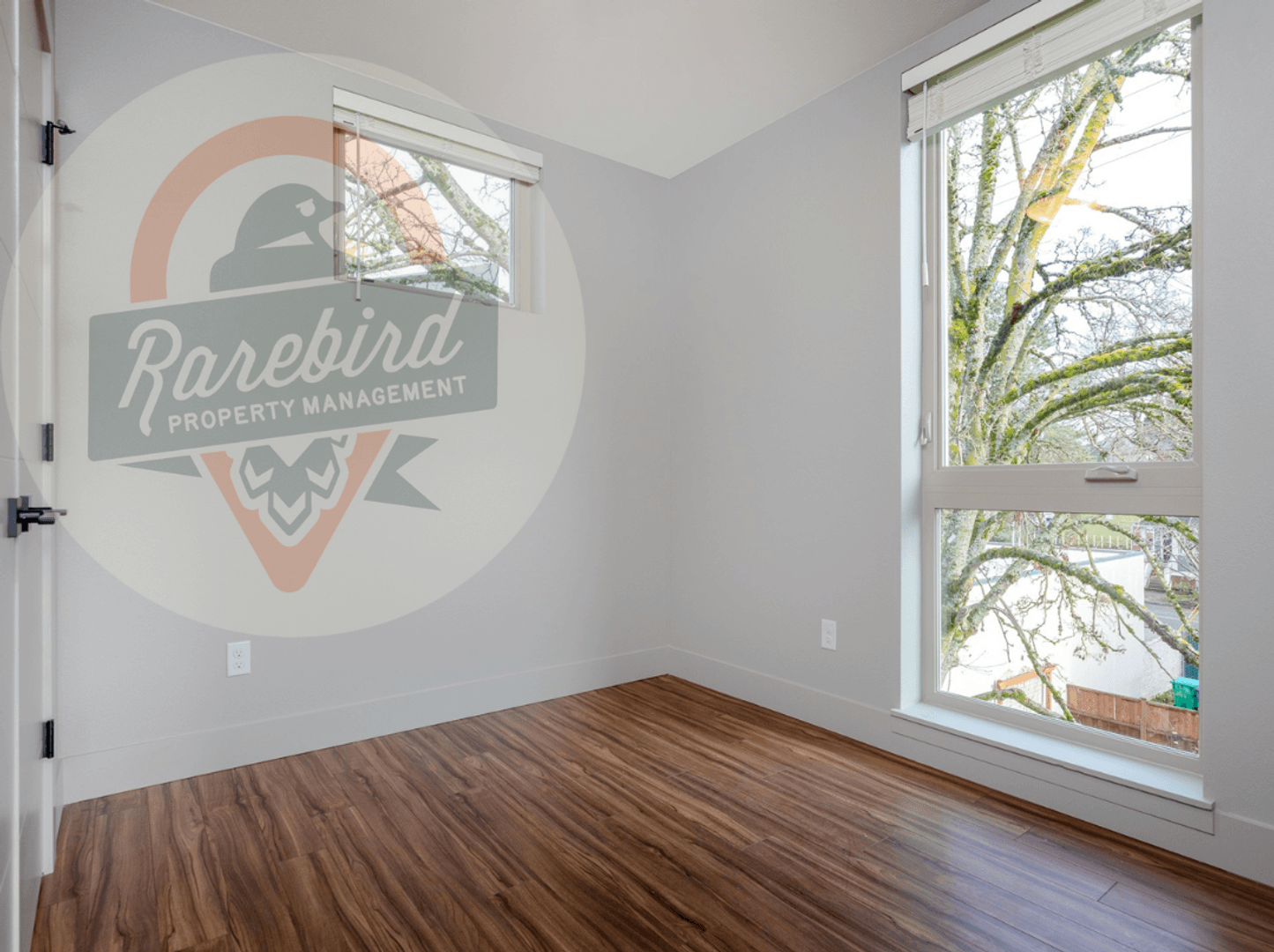 Portland Apartment: 2715 NE Flanders
