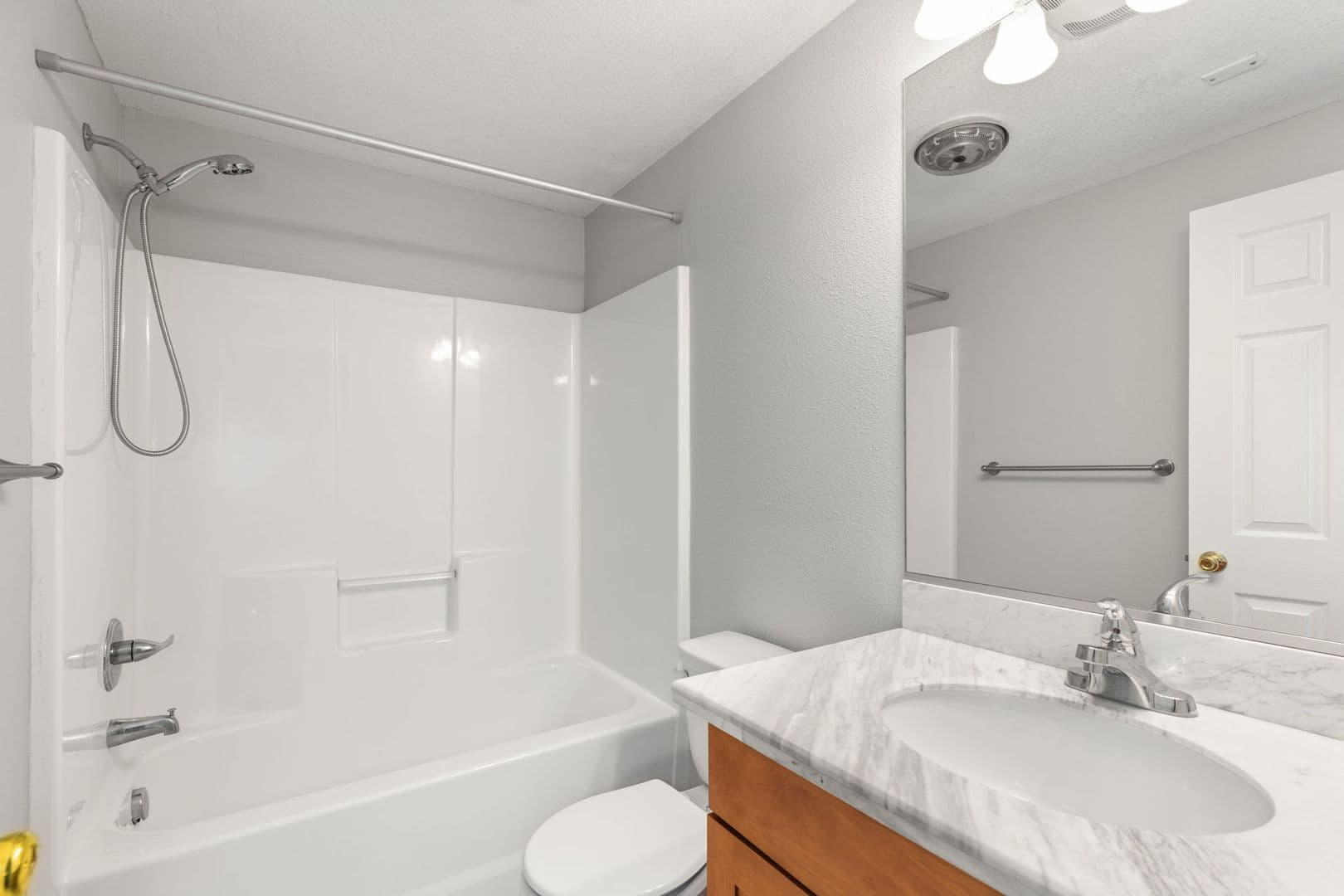 Portland House: 8924 SE Claybourne St