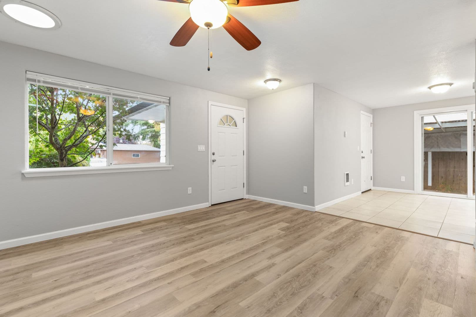 Portland House: 8924 SE Claybourne St