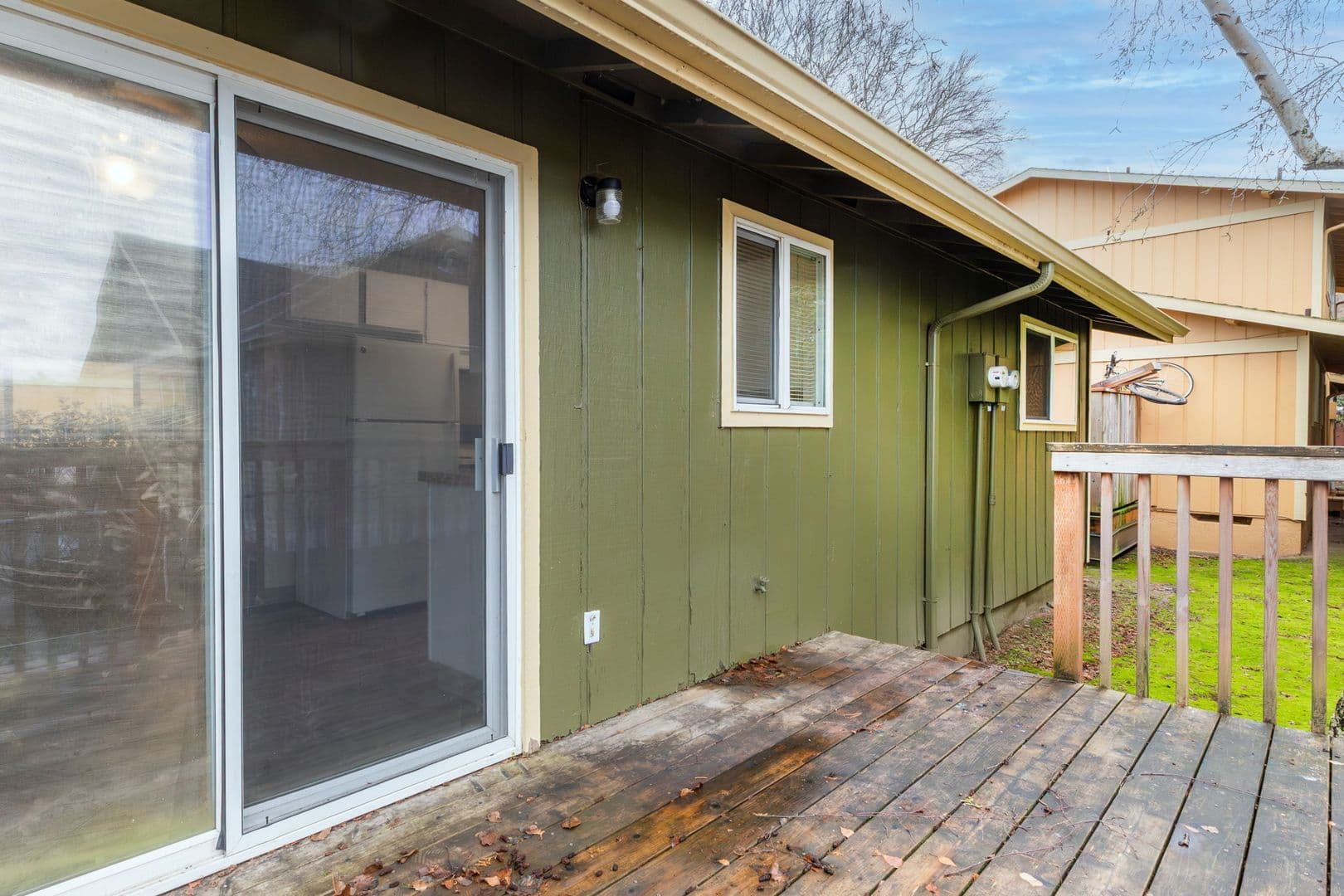 Portland Apartment: 17420 NE Halsey St