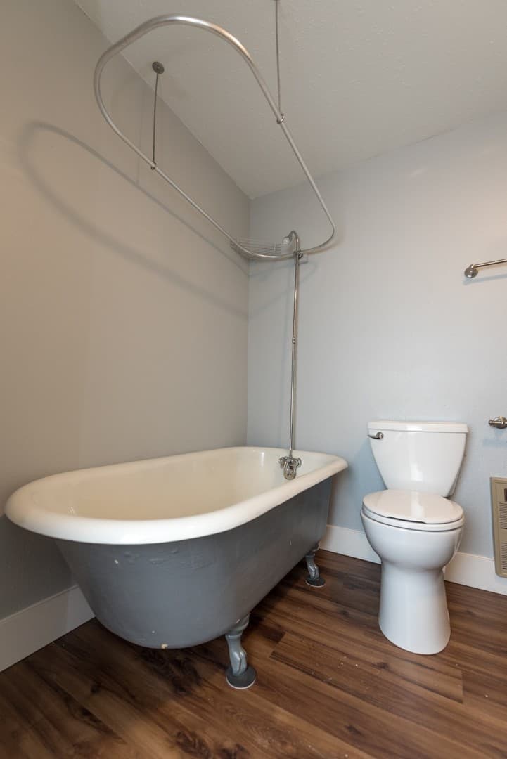 Portland Apartment: 1402-1406 SW 12th Ave