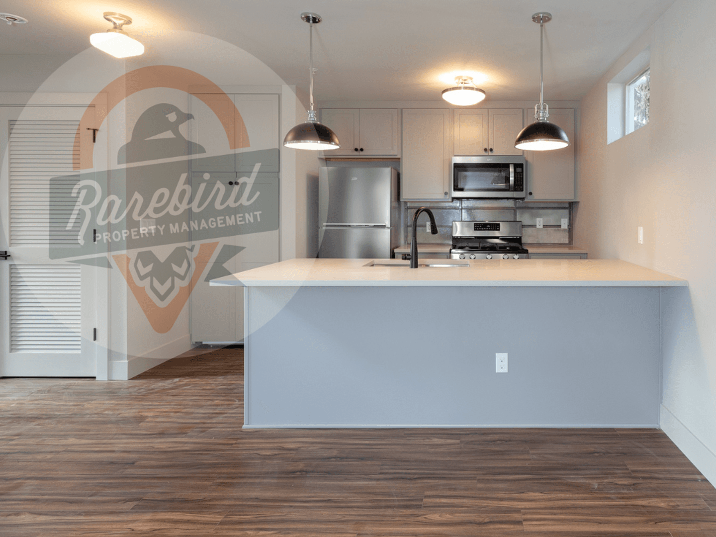 Portland Apartment: 2715 NE Flanders