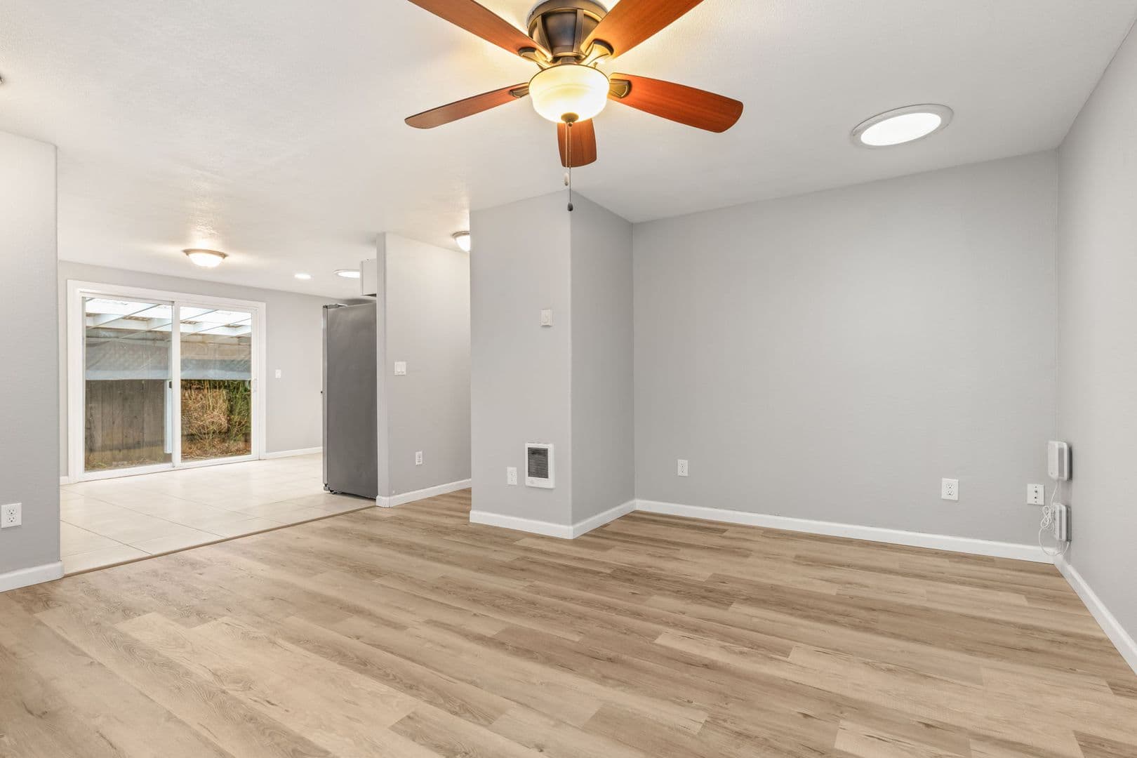 Portland House: 8924 SE Claybourne St