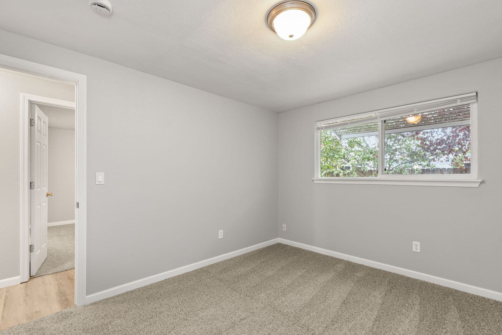 Portland House: 8924 SE Claybourne St