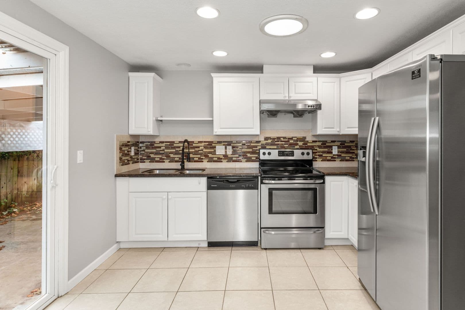 Portland House: 8924 SE Claybourne St