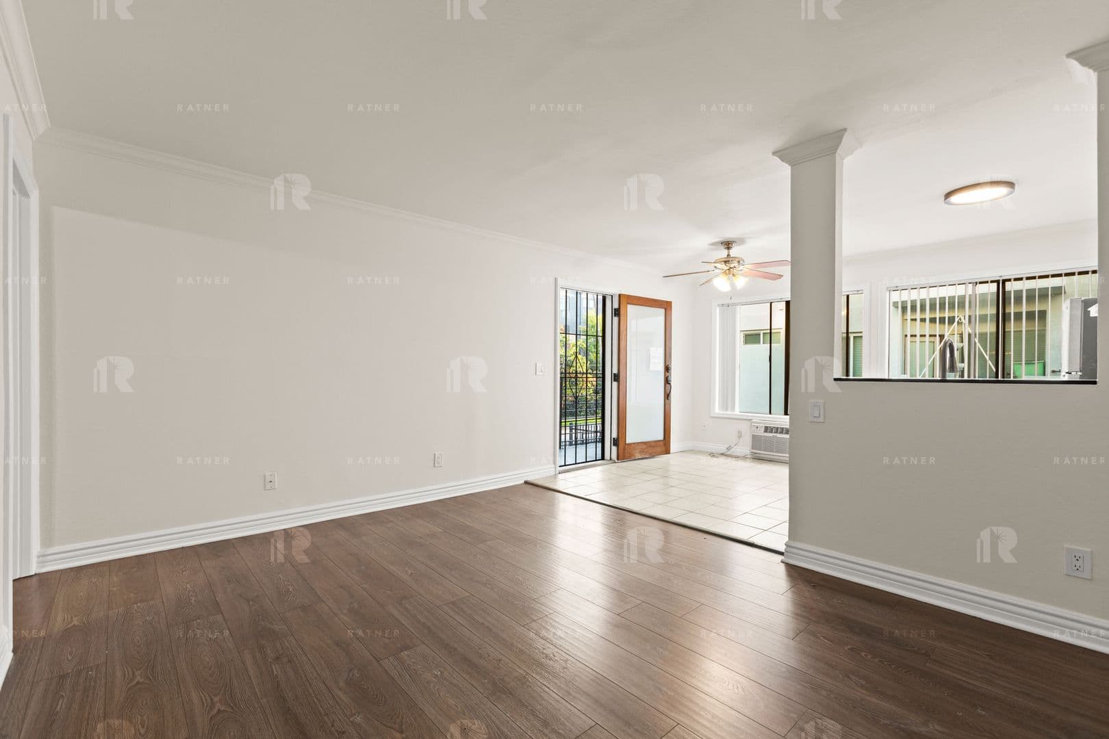 North Hollywood Apartment: 11133 Cumpston Street