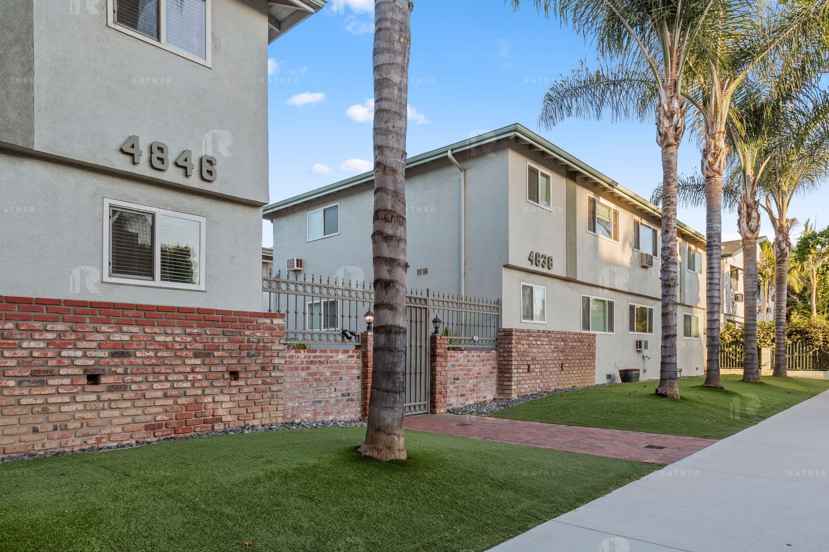 Sherman Oaks Apartment: 4846 Hazeltine Avenue