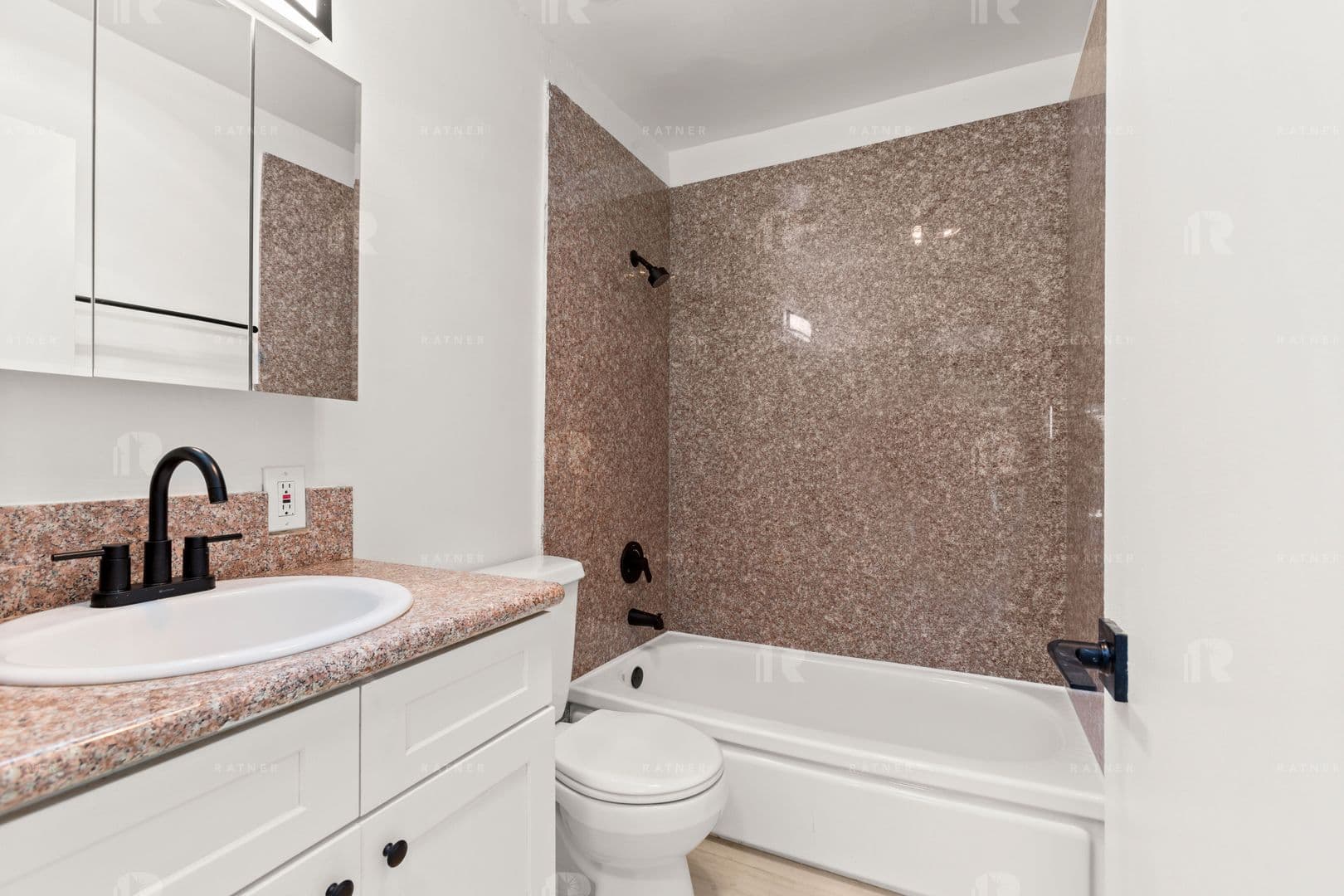 Encino Apartment: 5139 White Oak Avenue