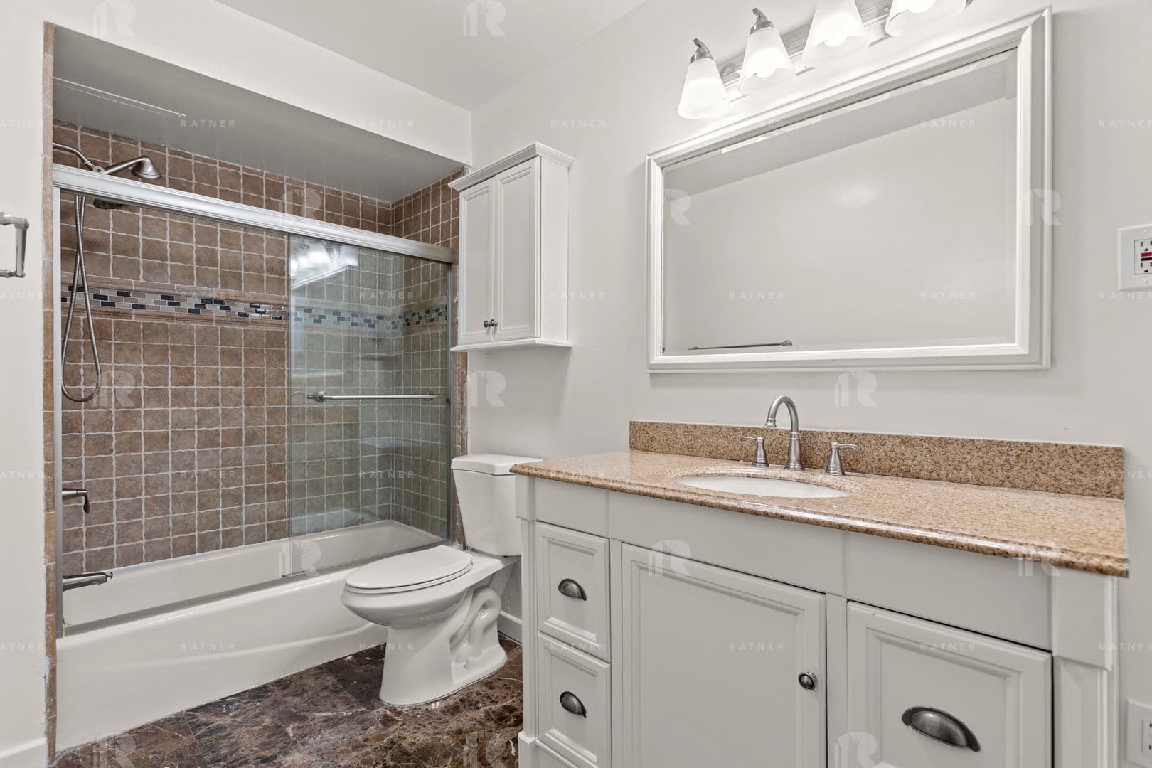 Studio City Apartment: 4216 Mary Ellen Avenue