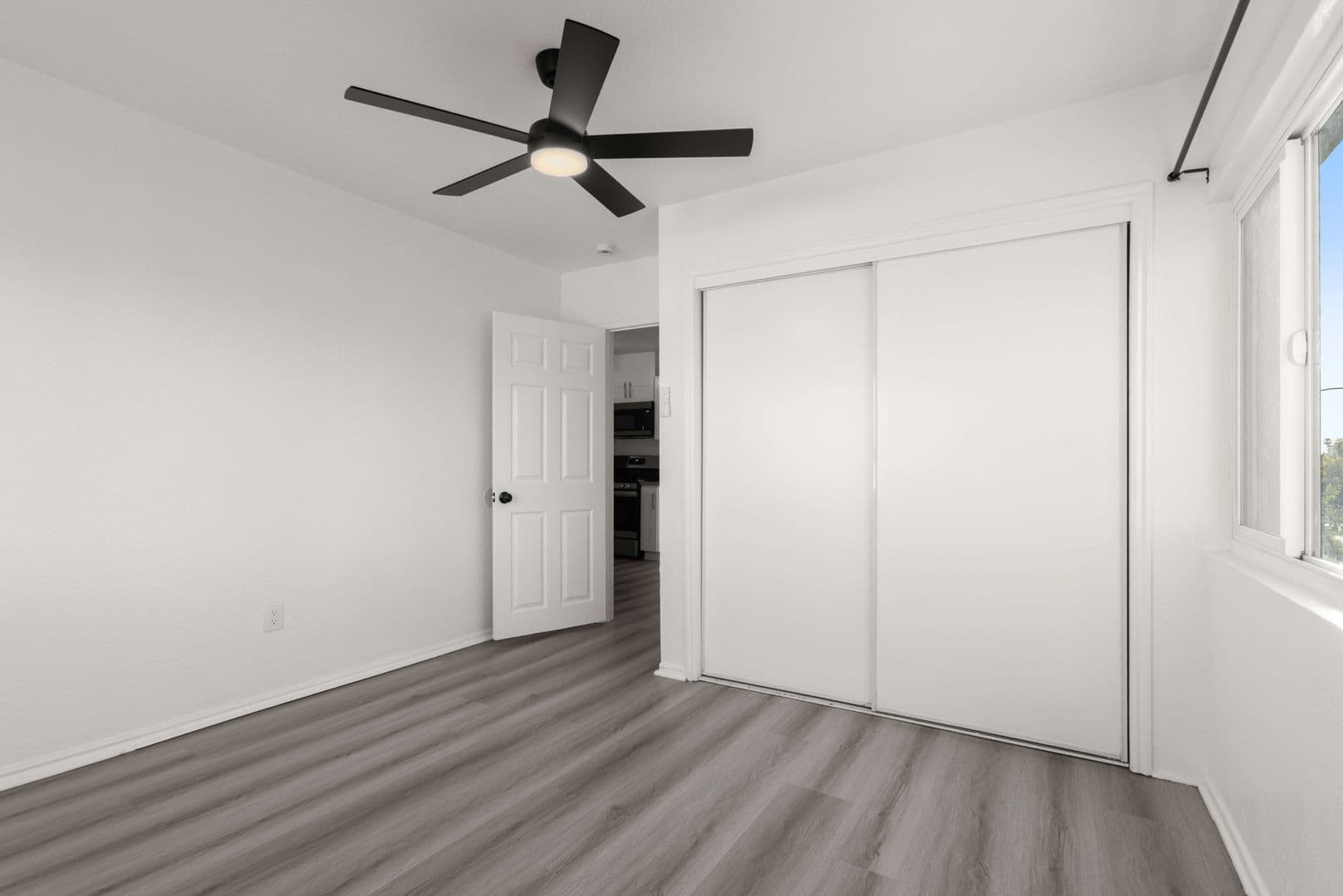 Los Angeles Apartment: 1040 W. 91st Street