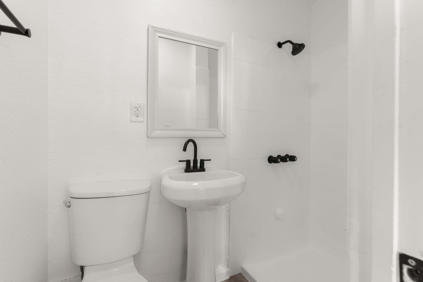 Los Angeles Apartment: 1040 W. 91st Street
