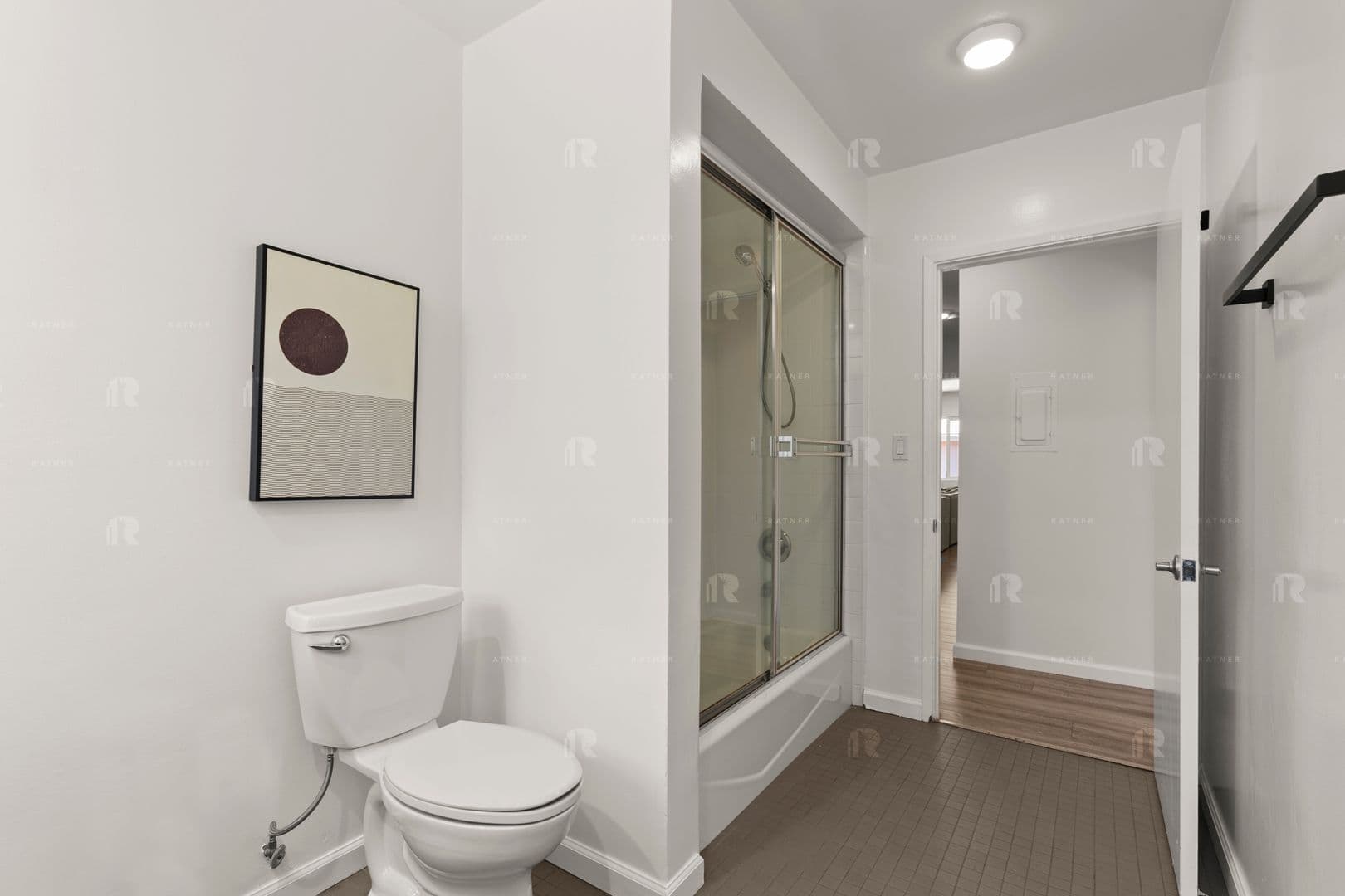 Studio City Apartment: 4216 Mary Ellen Avenue