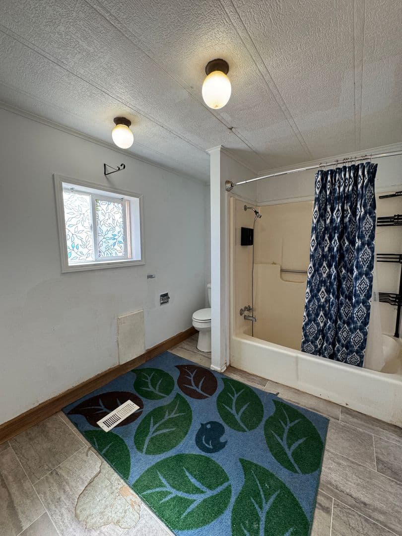 Rangely House: 145 Taylor Ave.