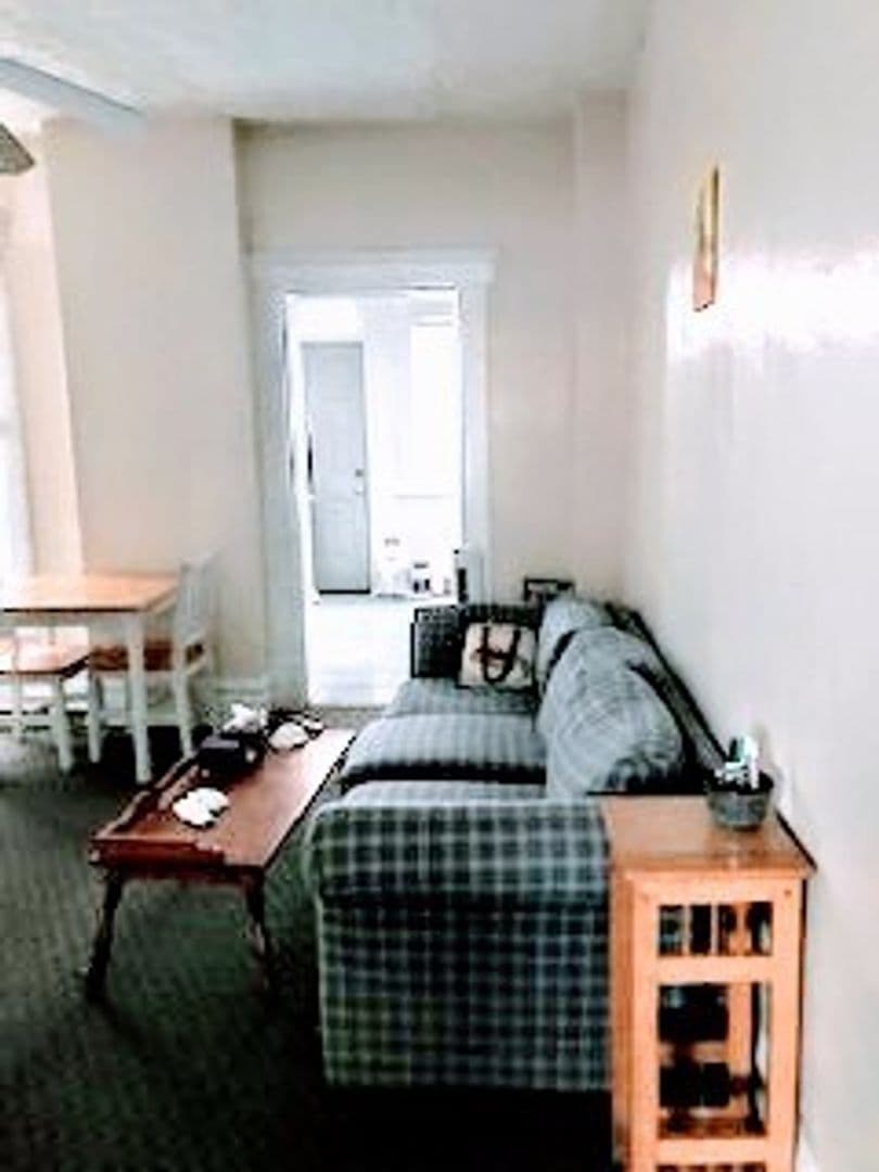 Columbus Townhome: 113-121 W 9th Ave