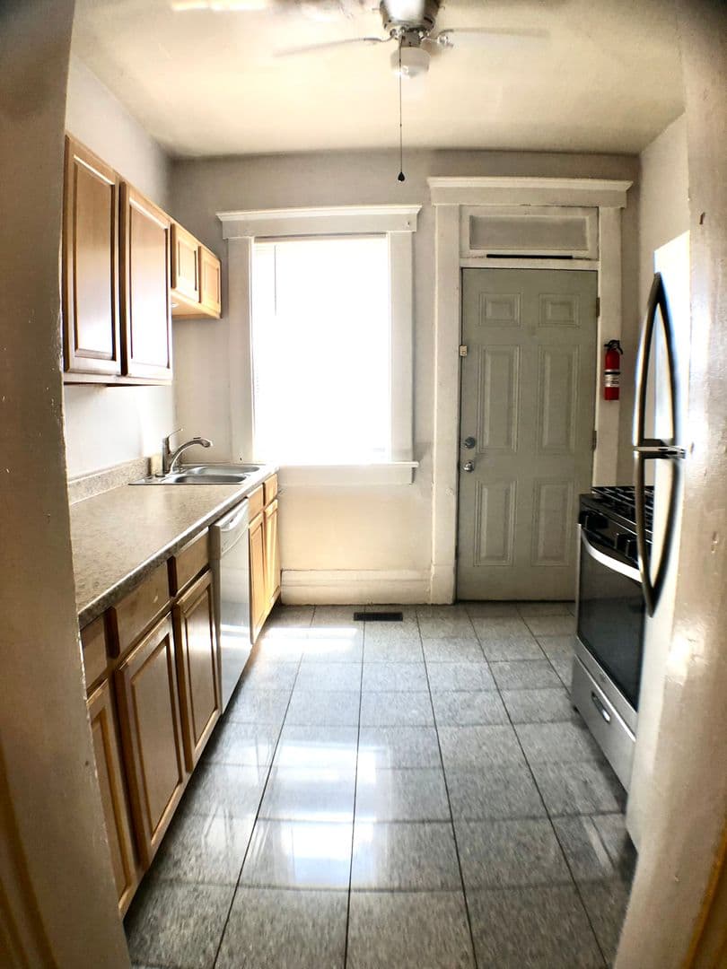 Columbus Townhome: 113-121 W 9th Ave