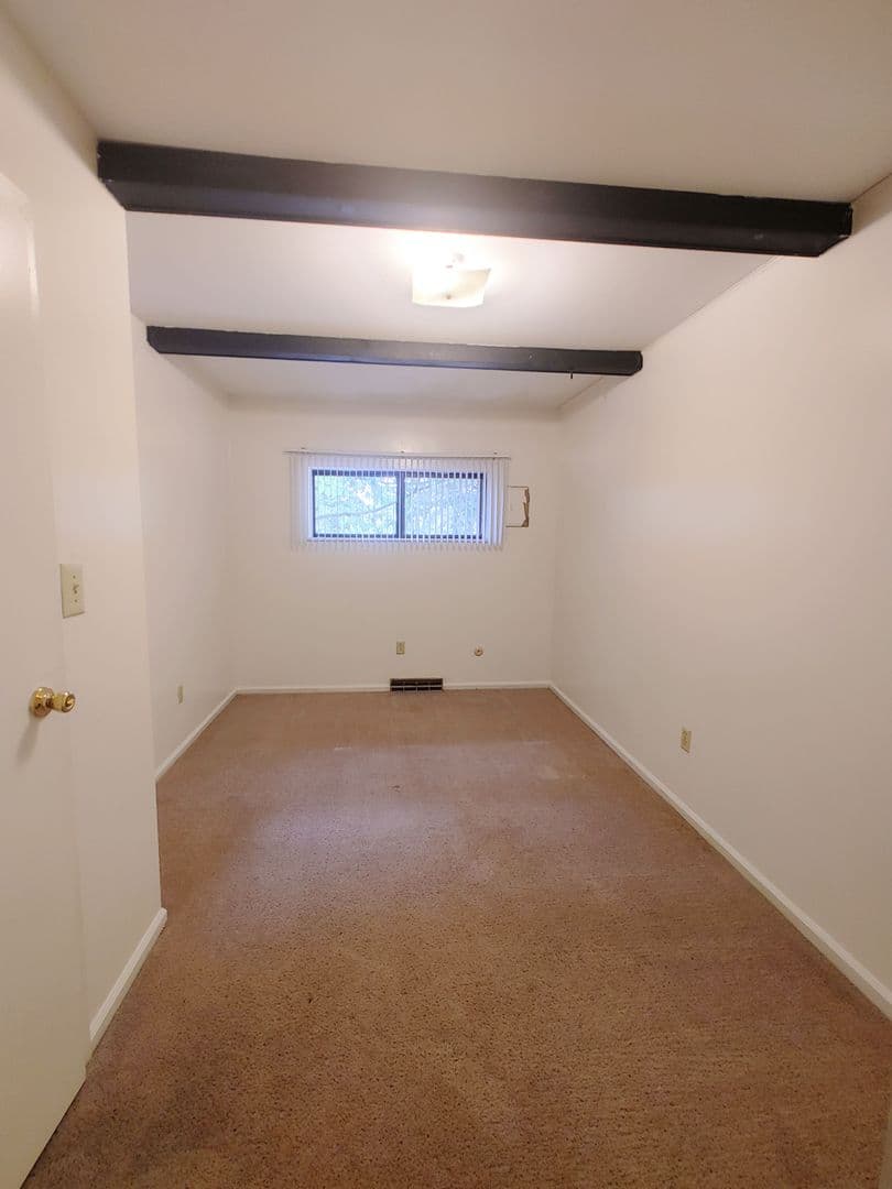 Columbus Apartment: 2018 Iuka Ave.