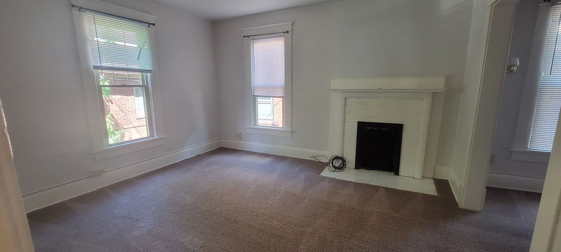 Columbus House: 2015 Summit St.