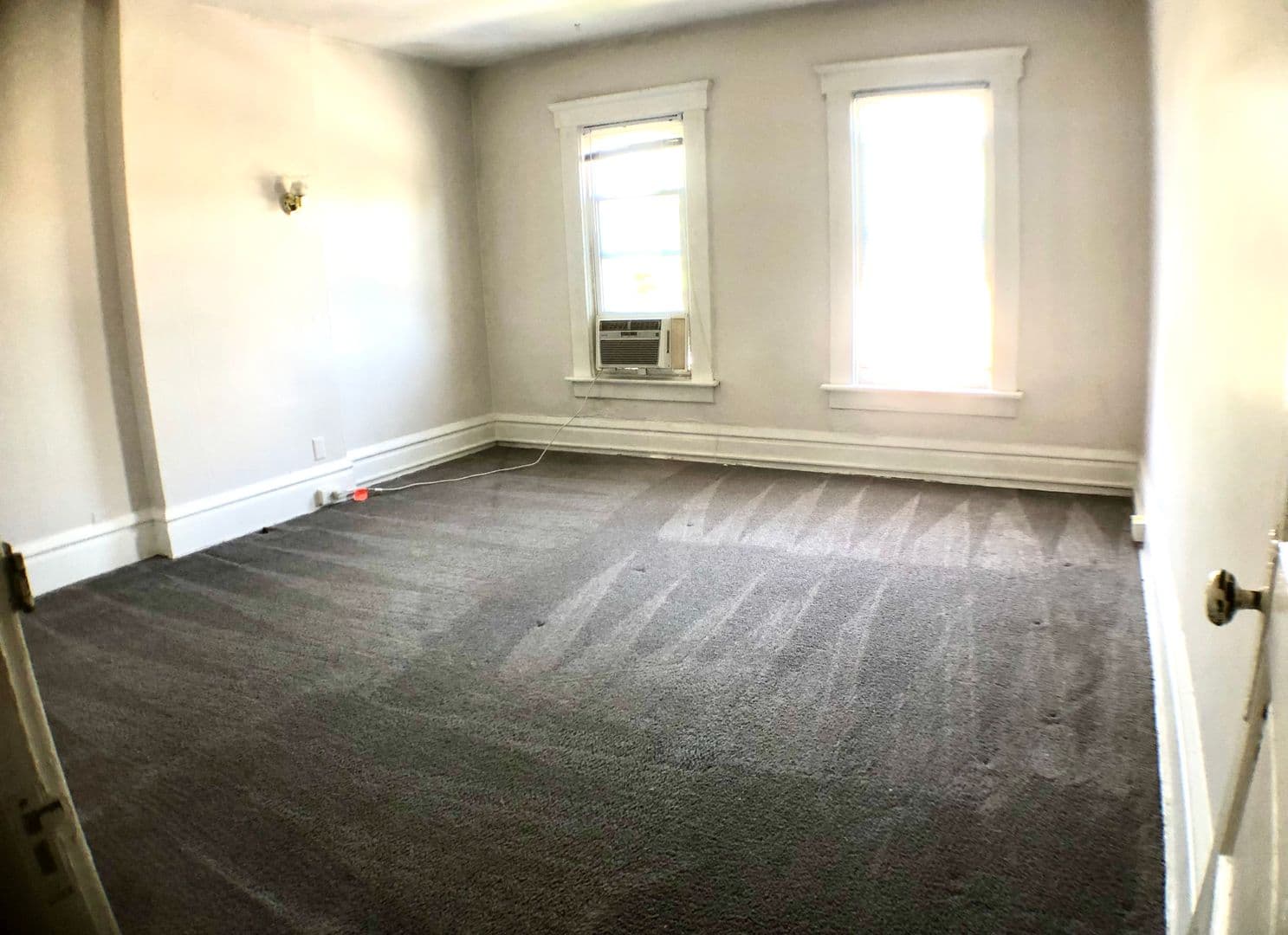 Columbus Townhome: 113-121 W 9th Ave
