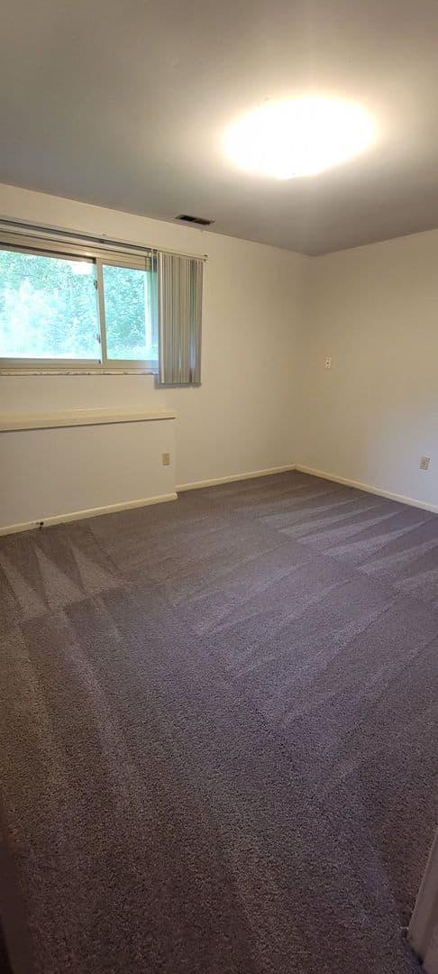 Columbus Apartment: 2022 Summit St.