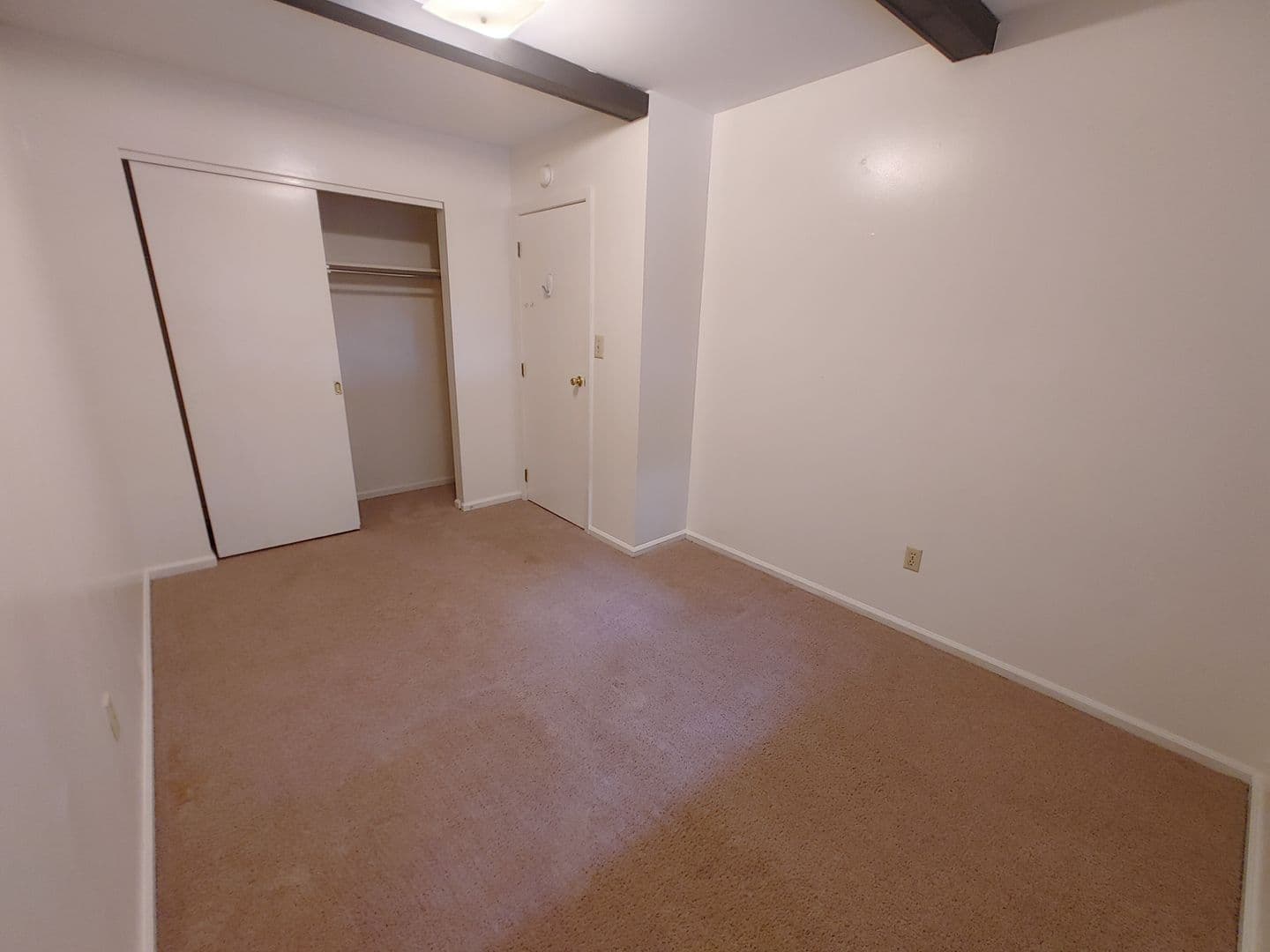 Columbus Apartment: 2020 Iuka Ave