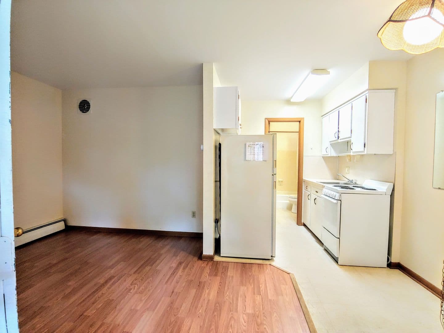 Columbus Apartment: 2040 Iuka Ave.