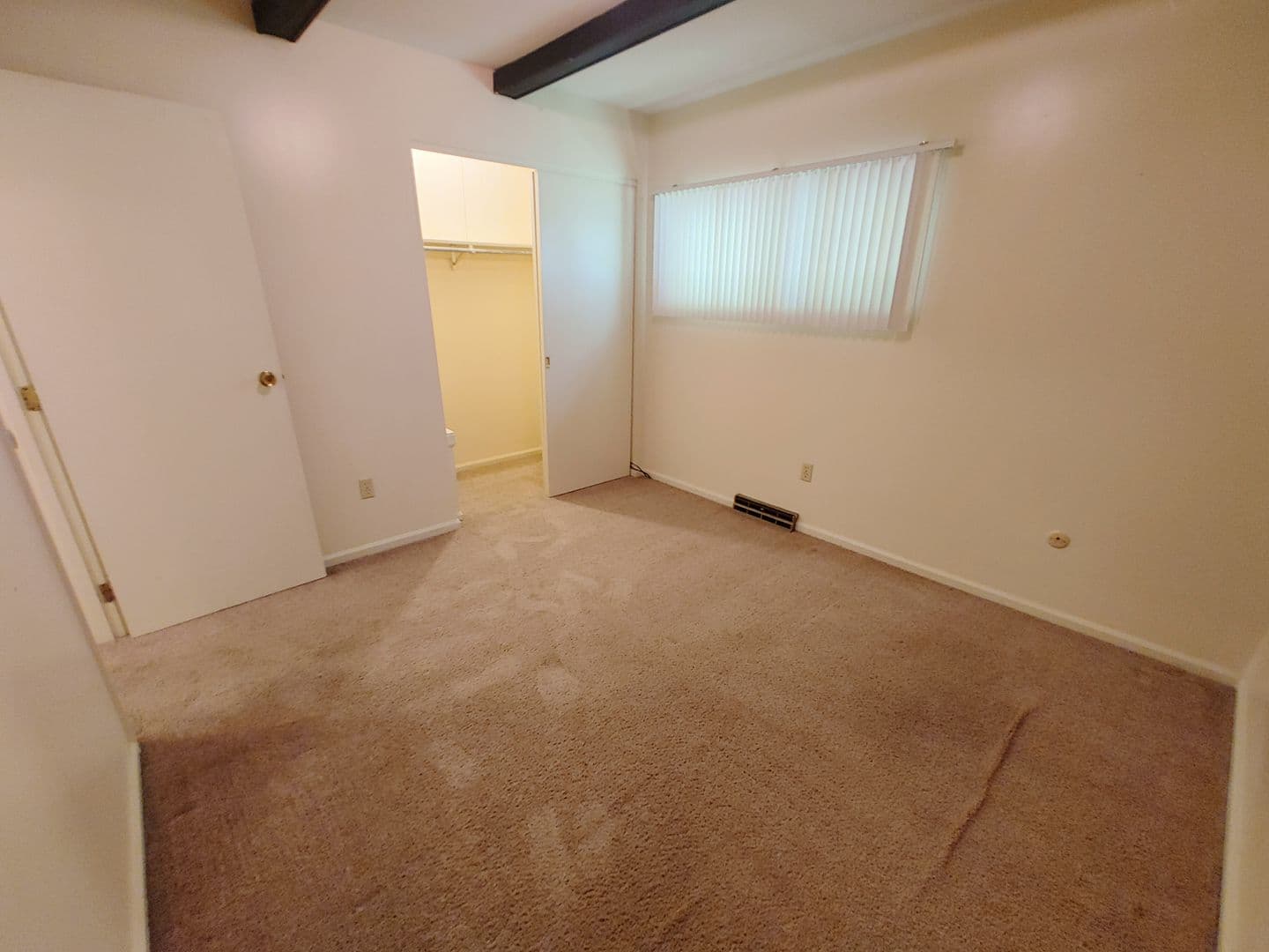 Columbus Apartment: 2018 Iuka Ave.
