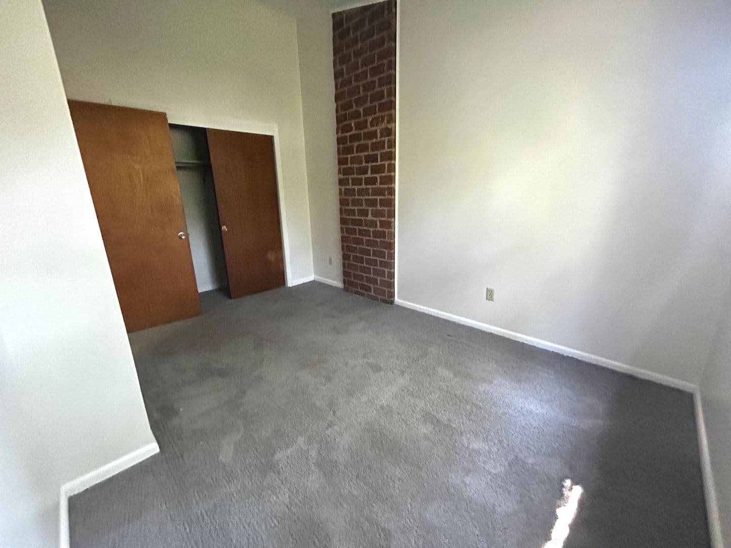Columbus Townhome: 2011 Summit St.