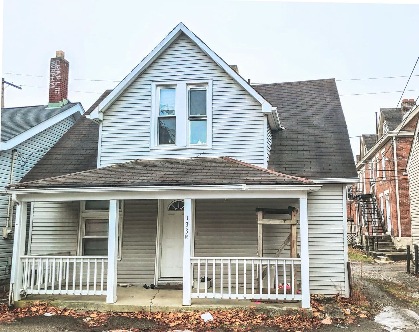 Columbus Apartment: 133 W 10th Ave/ Cottage