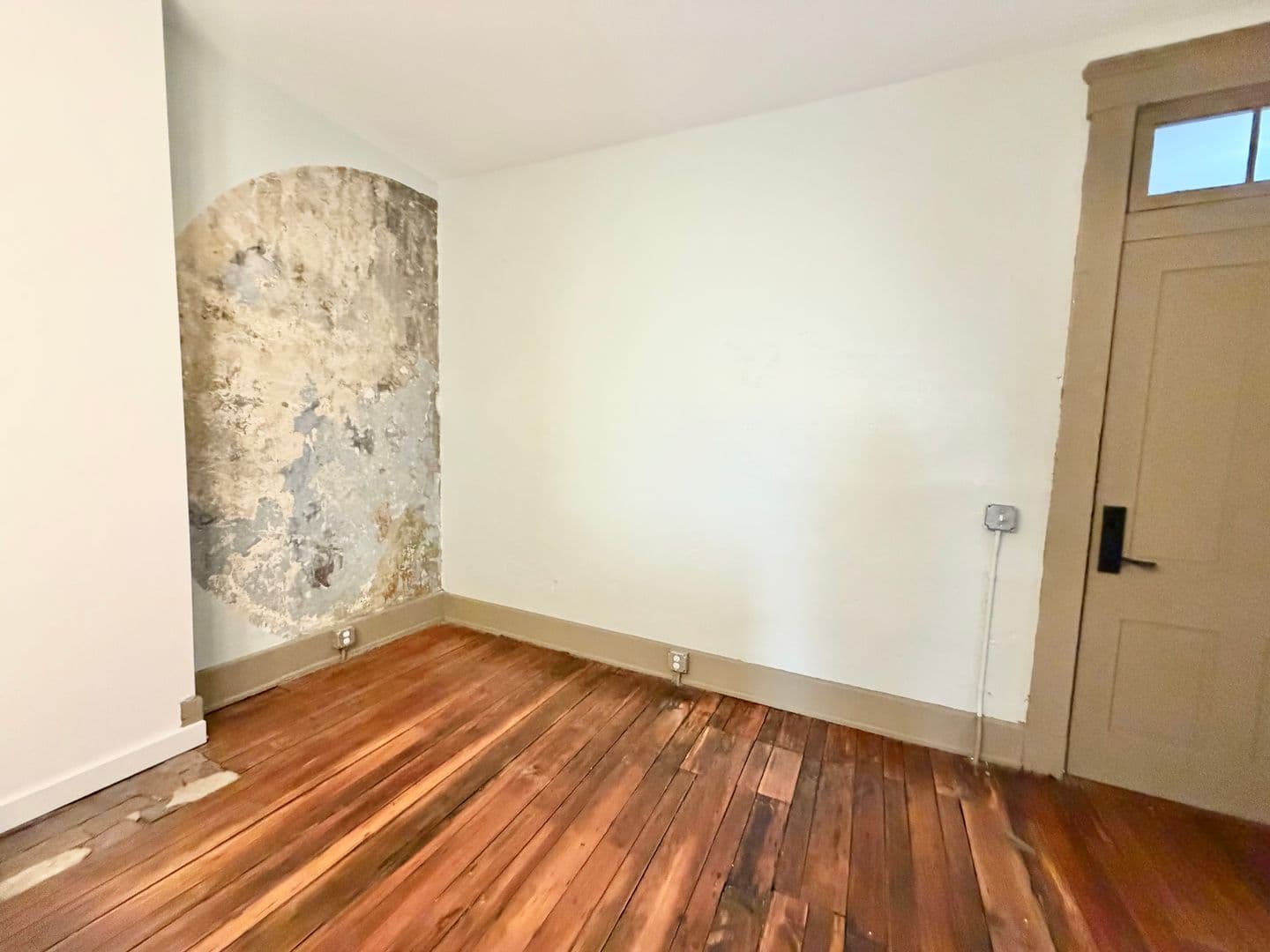 Cincinnati Apartment: 512 E. 12th St