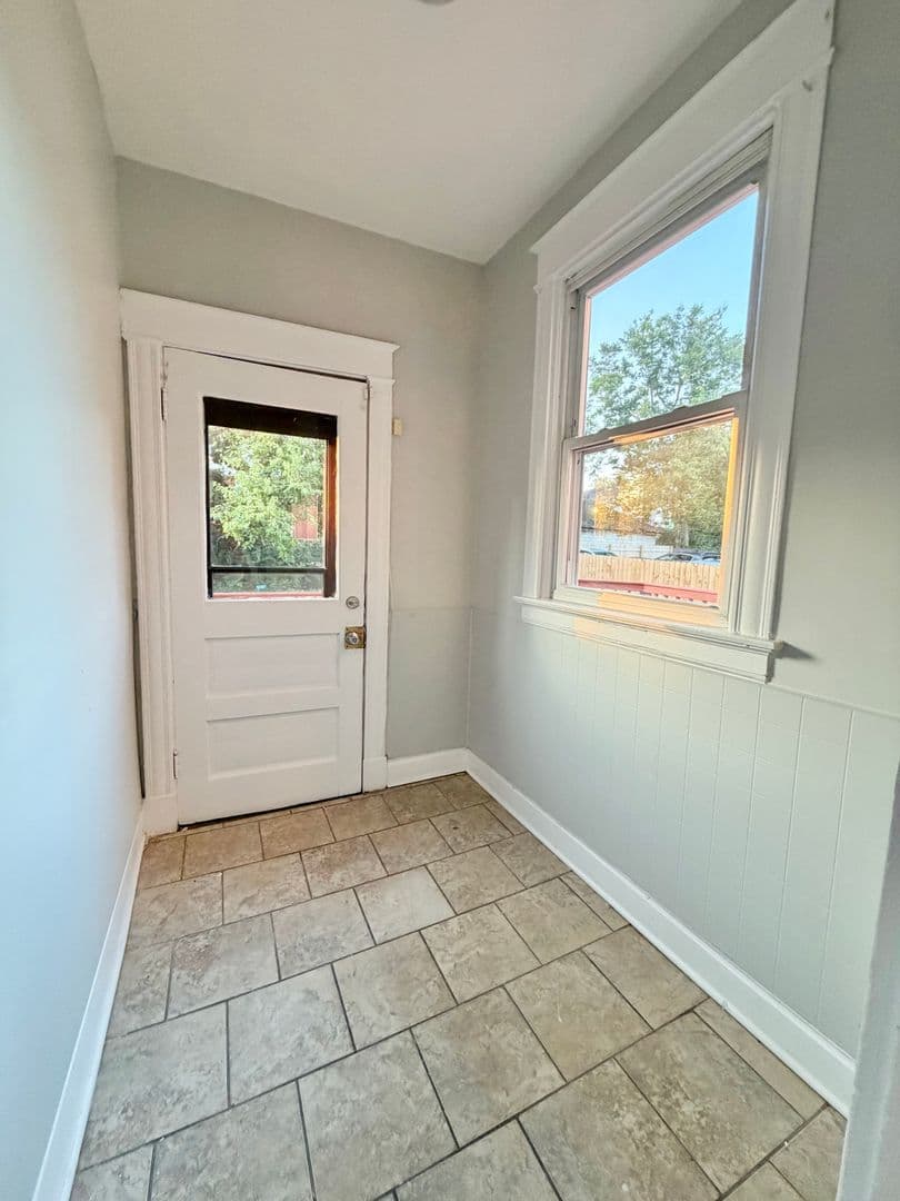 Cincinnati House: 3648 Brooks Ave.